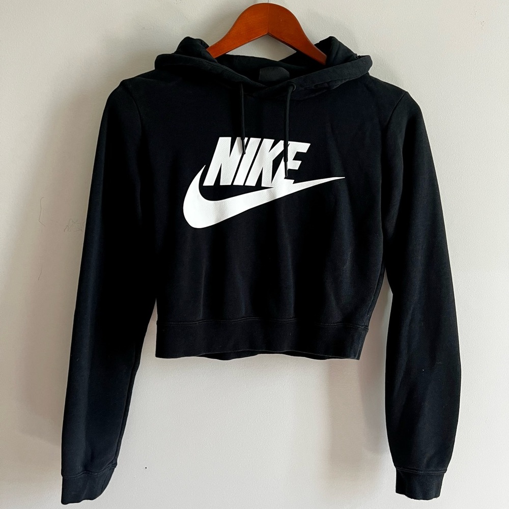 Nike cropped hoodie